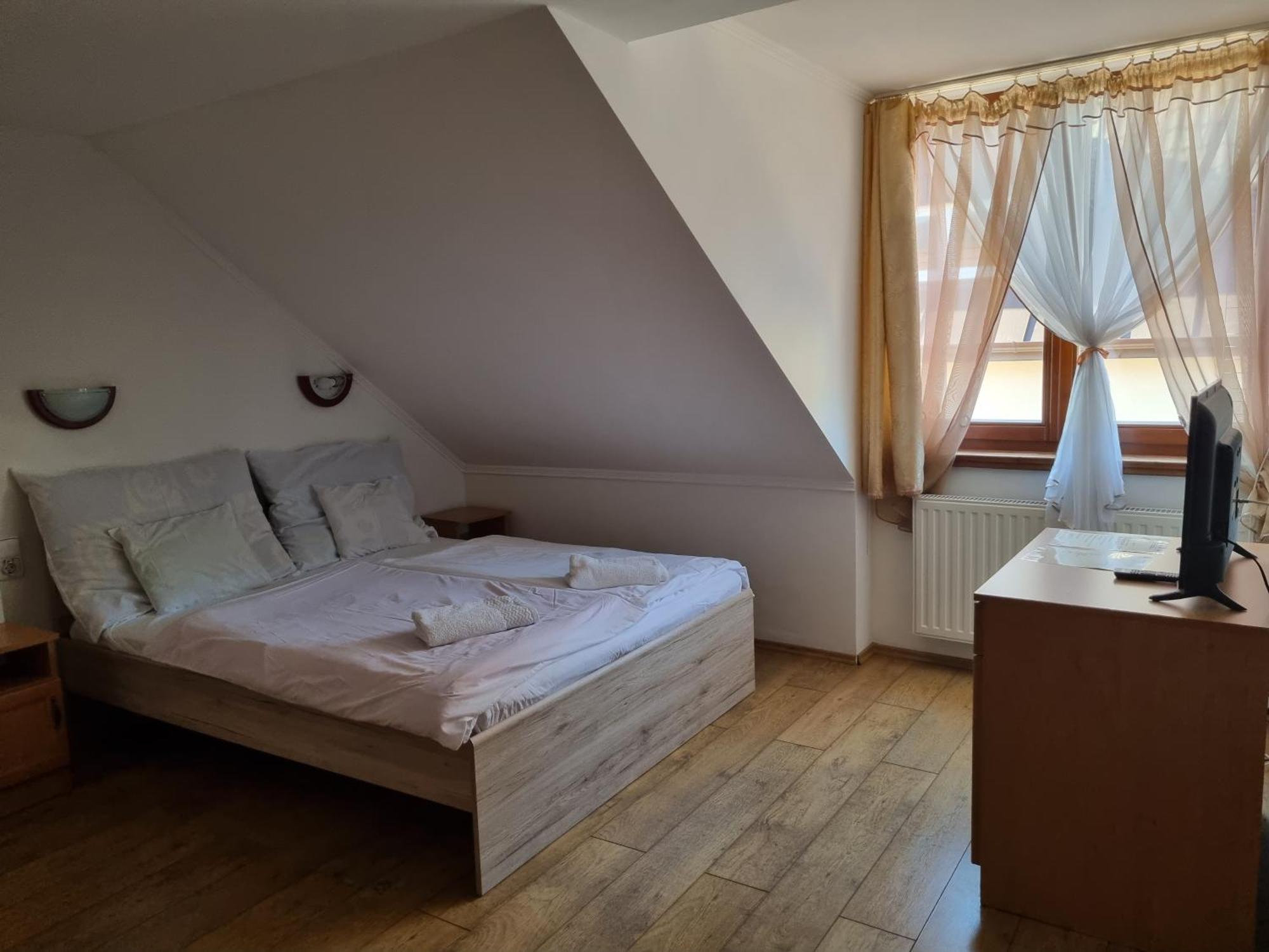Kemences Fogado Bed & Breakfast Tardos Exterior photo
